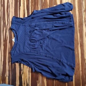 Navy sleeveless shirt